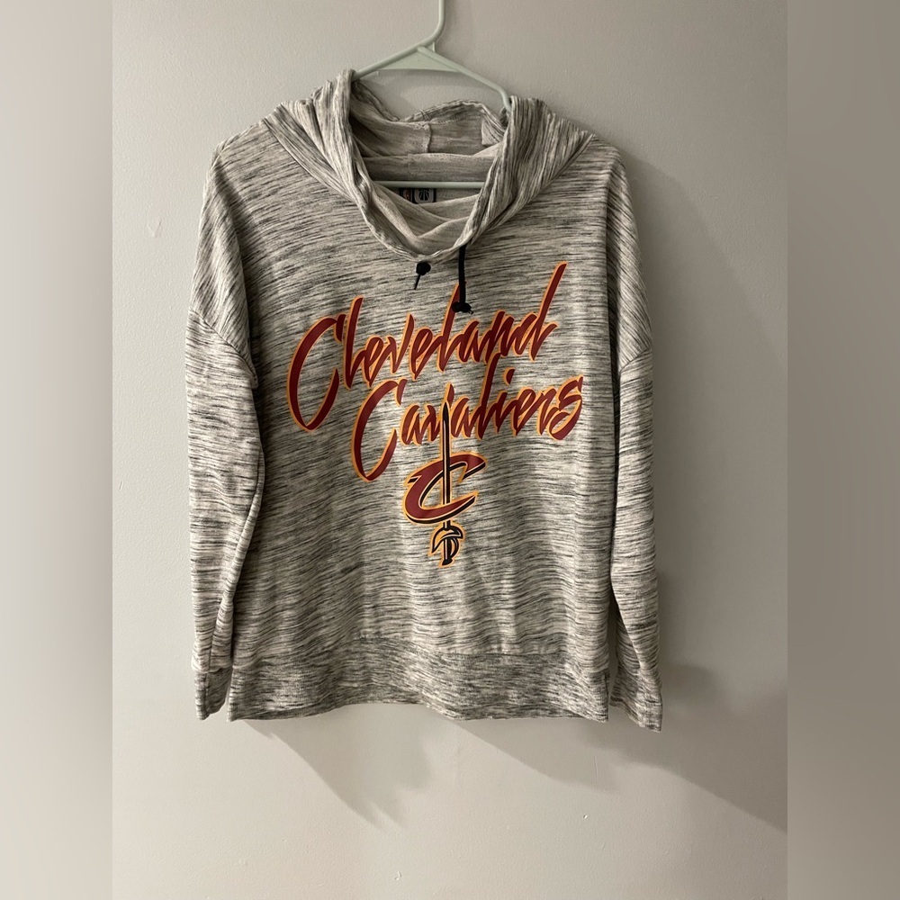 Cleveland Cavs NBA size large swoop neck long sleeve shirt